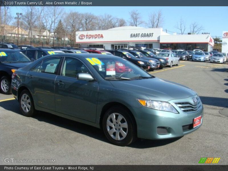 Aloe Green Metallic / Bisque 2010 Toyota Camry LE