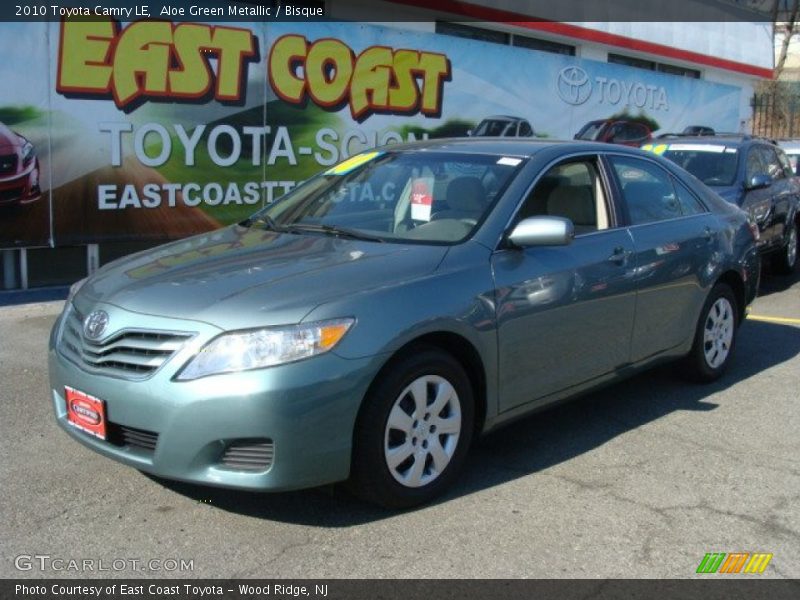 Aloe Green Metallic / Bisque 2010 Toyota Camry LE