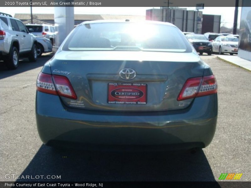 Aloe Green Metallic / Bisque 2010 Toyota Camry LE