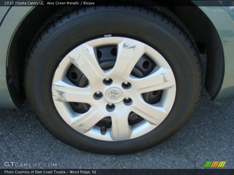 Aloe Green Metallic / Bisque 2010 Toyota Camry LE