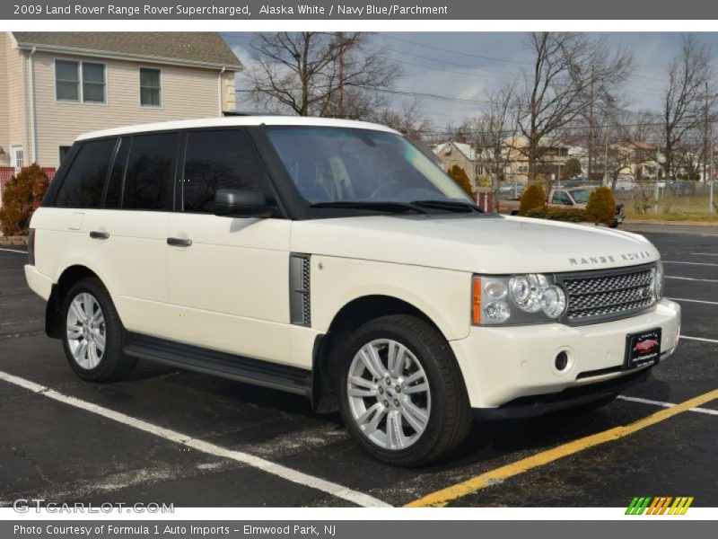 Alaska White / Navy Blue/Parchment 2009 Land Rover Range Rover Supercharged