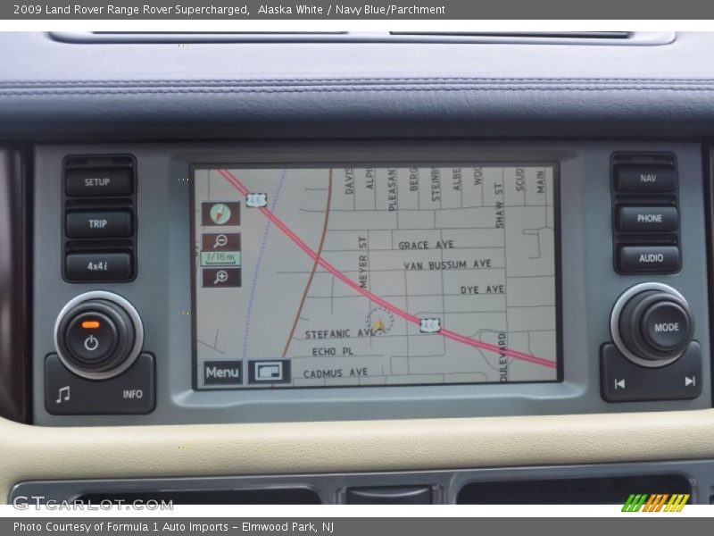 Alaska White / Navy Blue/Parchment 2009 Land Rover Range Rover Supercharged