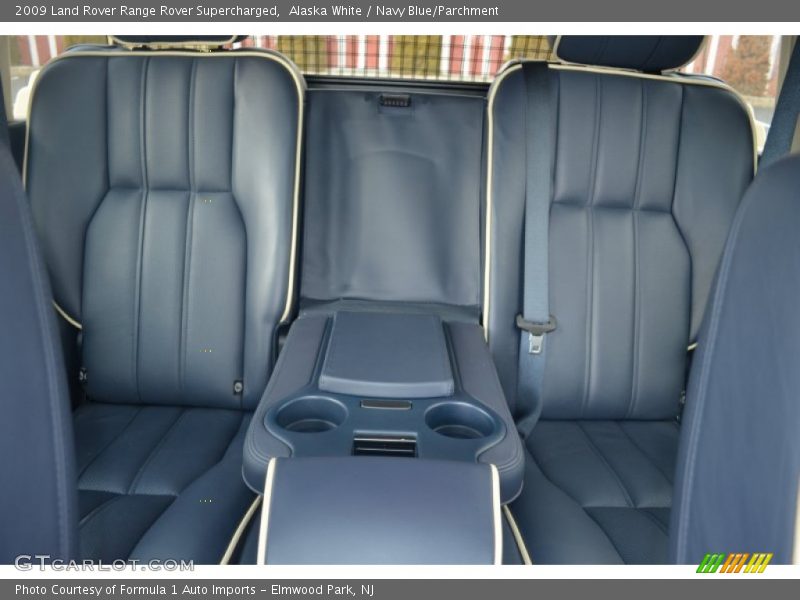 Alaska White / Navy Blue/Parchment 2009 Land Rover Range Rover Supercharged