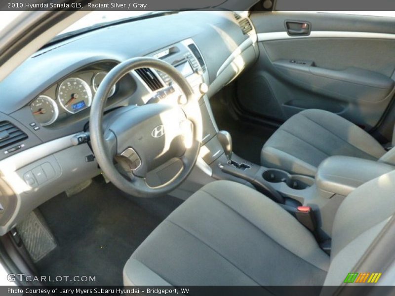 Radiant Silver / Gray 2010 Hyundai Sonata GLS