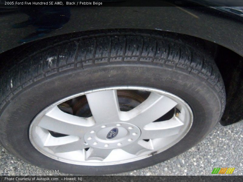 Black / Pebble Beige 2005 Ford Five Hundred SE AWD