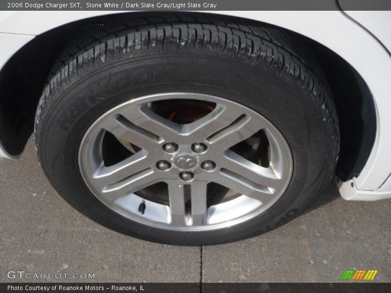 Stone White / Dark Slate Gray/Light Slate Gray 2006 Dodge Charger SXT