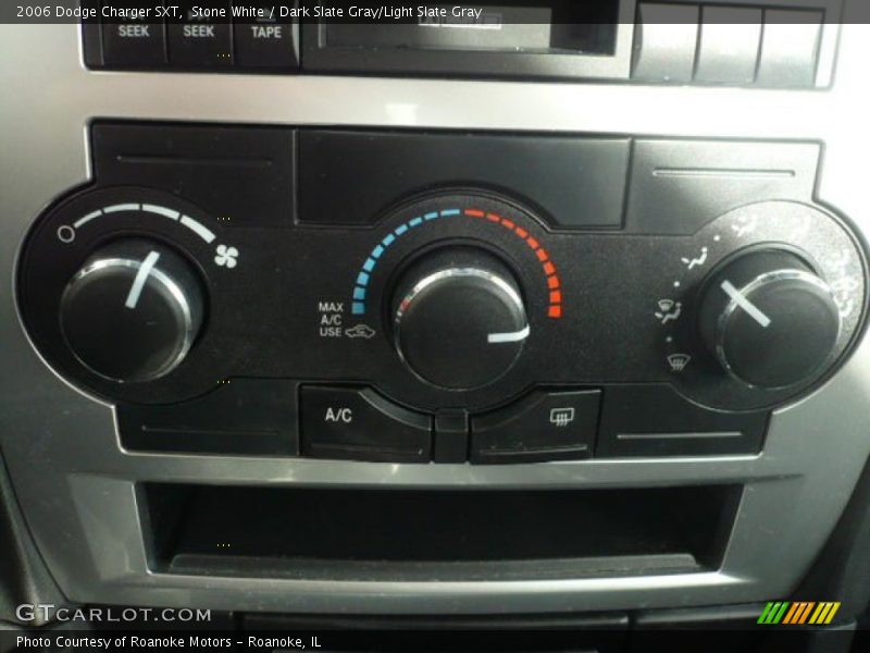 Stone White / Dark Slate Gray/Light Slate Gray 2006 Dodge Charger SXT