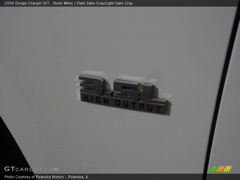 Stone White / Dark Slate Gray/Light Slate Gray 2006 Dodge Charger SXT