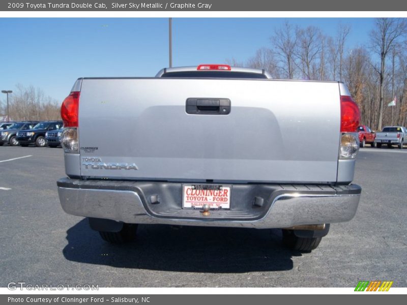 Silver Sky Metallic / Graphite Gray 2009 Toyota Tundra Double Cab