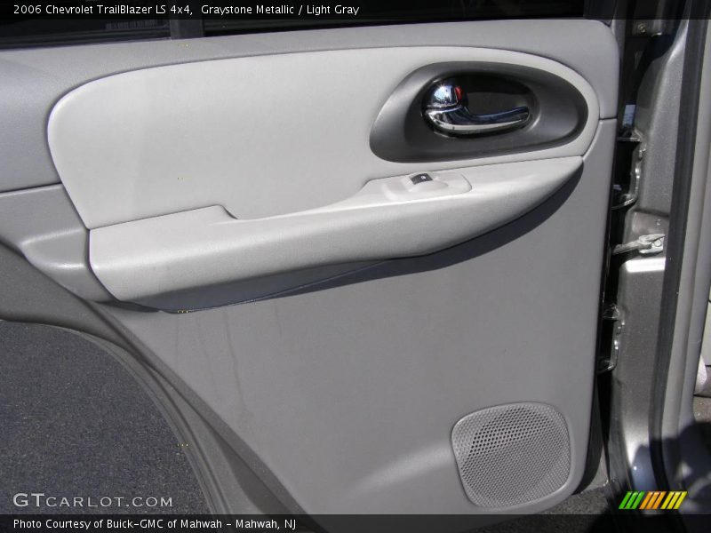 Graystone Metallic / Light Gray 2006 Chevrolet TrailBlazer LS 4x4