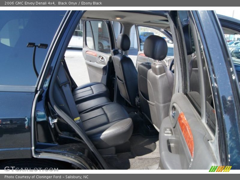 Black Onyx / Ebony Black 2006 GMC Envoy Denali 4x4