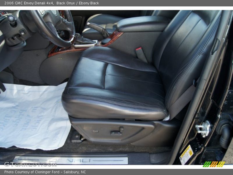 Black Onyx / Ebony Black 2006 GMC Envoy Denali 4x4