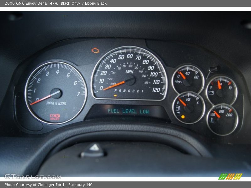 Black Onyx / Ebony Black 2006 GMC Envoy Denali 4x4