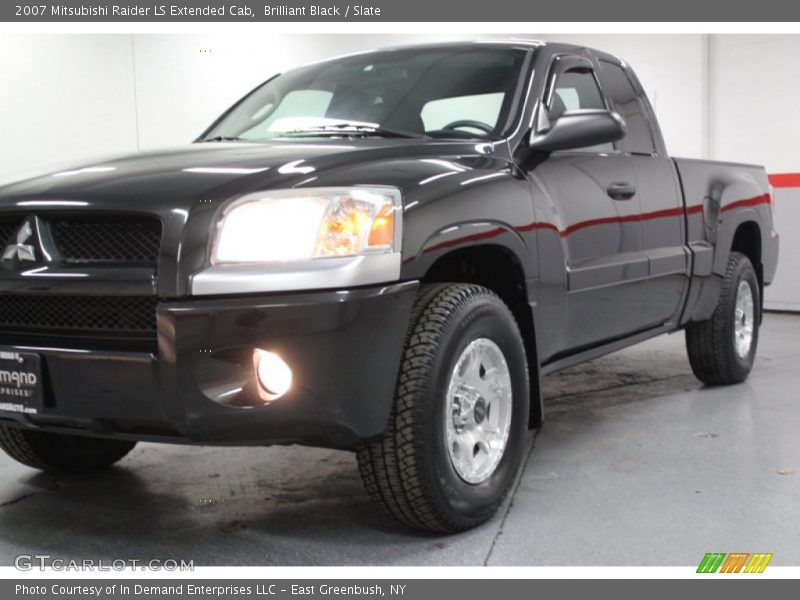Brilliant Black / Slate 2007 Mitsubishi Raider LS Extended Cab