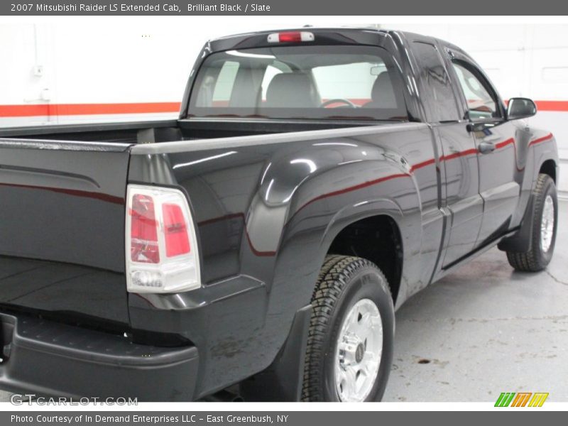 Brilliant Black / Slate 2007 Mitsubishi Raider LS Extended Cab