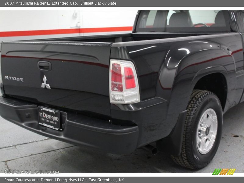 Brilliant Black / Slate 2007 Mitsubishi Raider LS Extended Cab