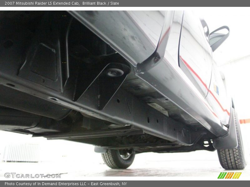 Brilliant Black / Slate 2007 Mitsubishi Raider LS Extended Cab