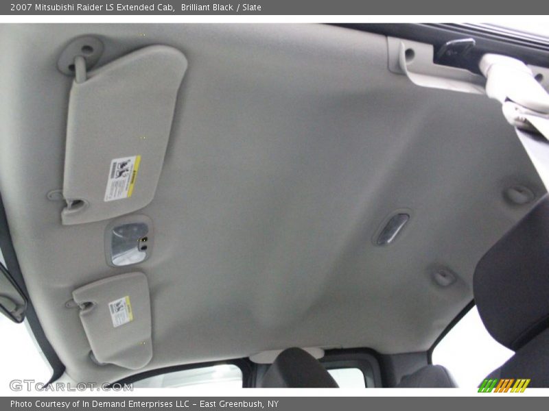 Brilliant Black / Slate 2007 Mitsubishi Raider LS Extended Cab