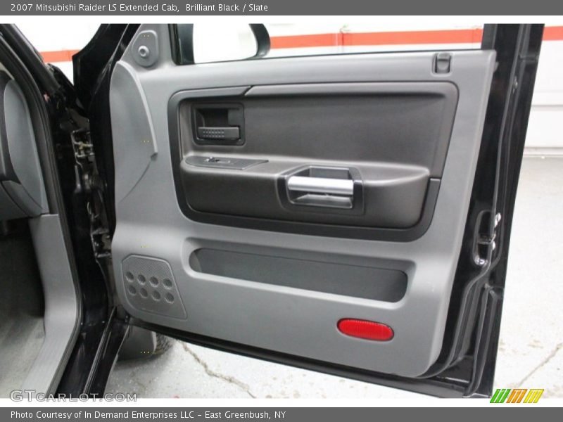 Brilliant Black / Slate 2007 Mitsubishi Raider LS Extended Cab