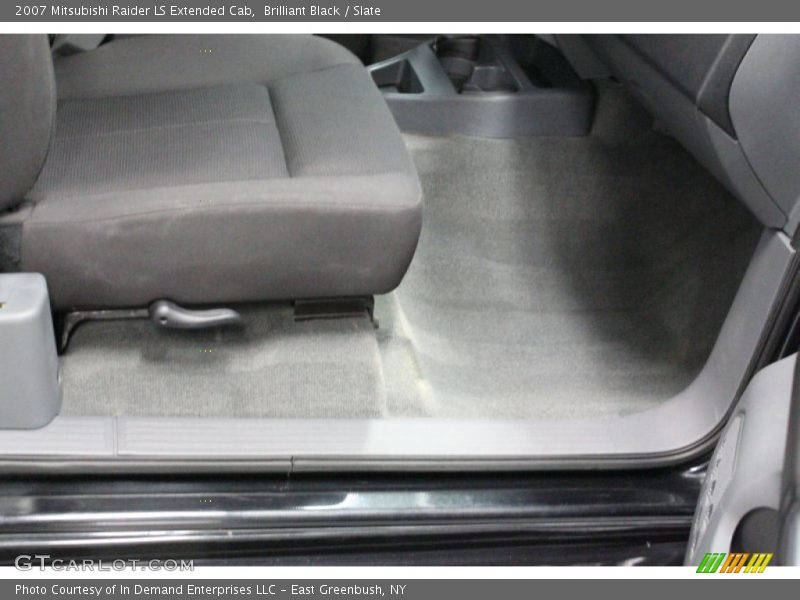Brilliant Black / Slate 2007 Mitsubishi Raider LS Extended Cab