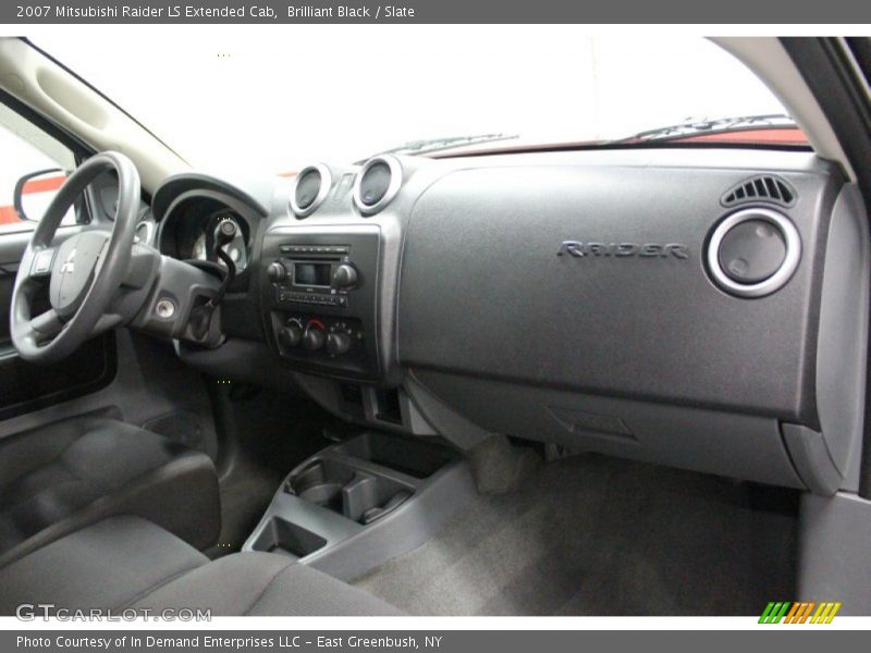 Brilliant Black / Slate 2007 Mitsubishi Raider LS Extended Cab
