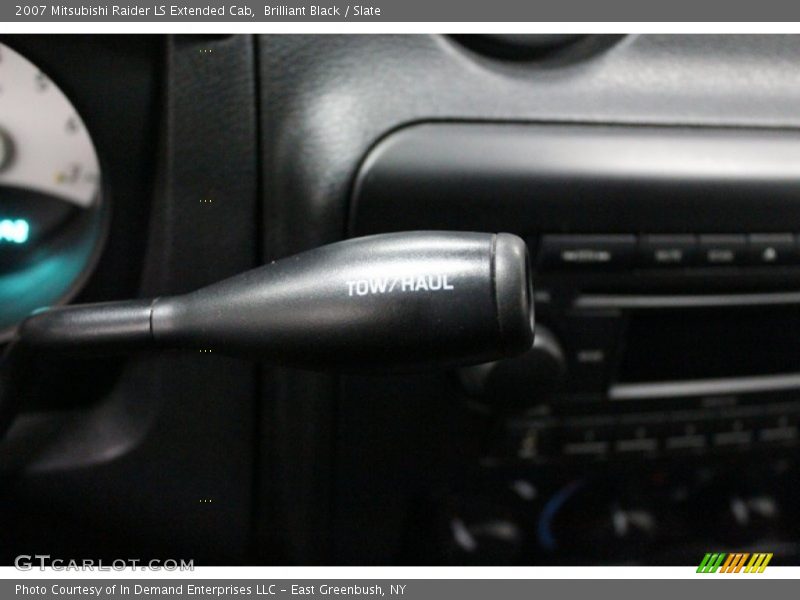 Brilliant Black / Slate 2007 Mitsubishi Raider LS Extended Cab