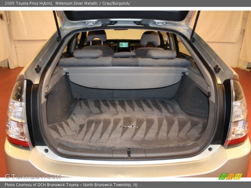  2005 Prius Hybrid Trunk
