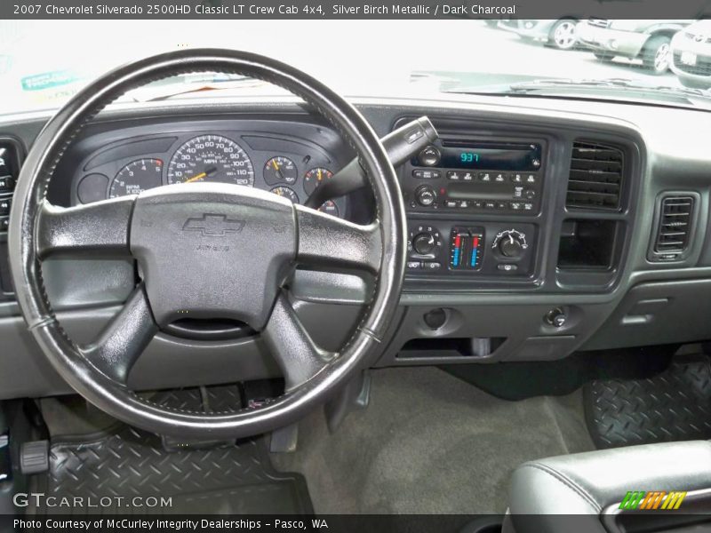 Silver Birch Metallic / Dark Charcoal 2007 Chevrolet Silverado 2500HD Classic LT Crew Cab 4x4