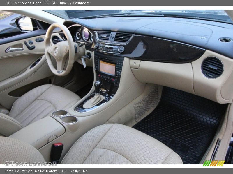 Dashboard of 2011 CLS 550