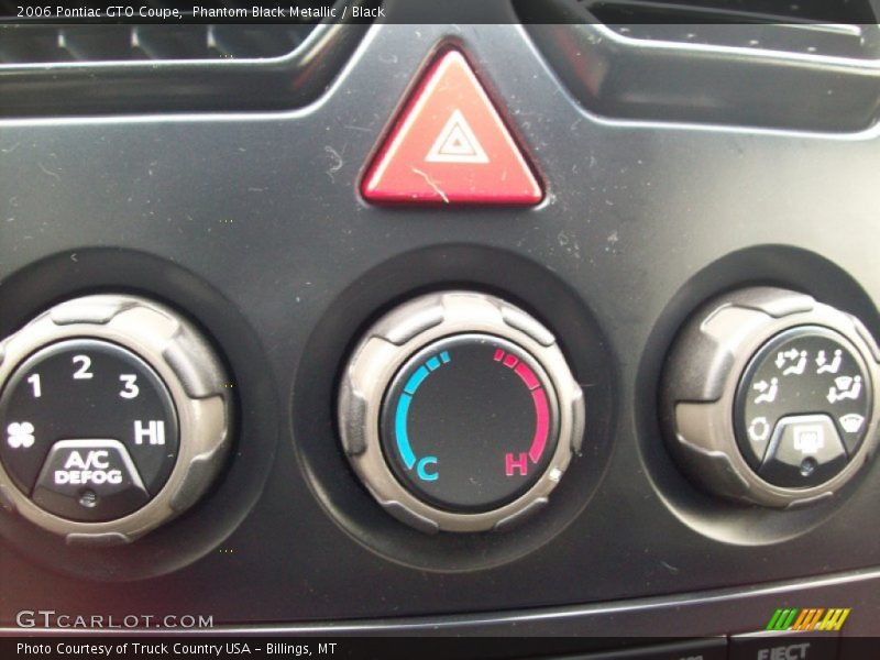 Controls of 2006 GTO Coupe