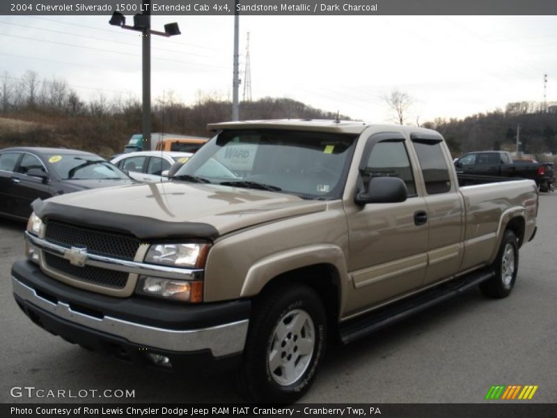 Sandstone Metallic / Dark Charcoal 2004 Chevrolet Silverado 1500 LT Extended Cab 4x4