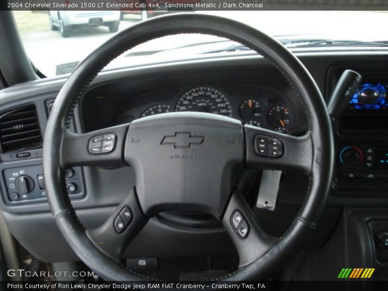 Sandstone Metallic / Dark Charcoal 2004 Chevrolet Silverado 1500 LT Extended Cab 4x4