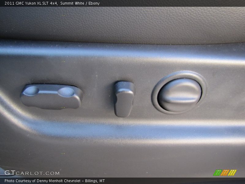 Summit White / Ebony 2011 GMC Yukon XL SLT 4x4