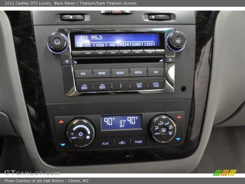 Black Raven / Titanium/Dark Titanium Accents 2011 Cadillac DTS Luxury