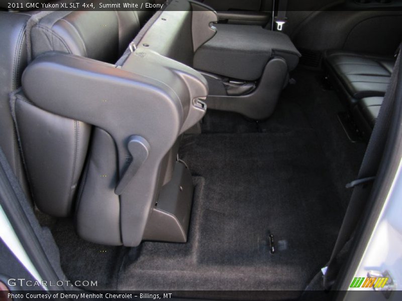 Summit White / Ebony 2011 GMC Yukon XL SLT 4x4