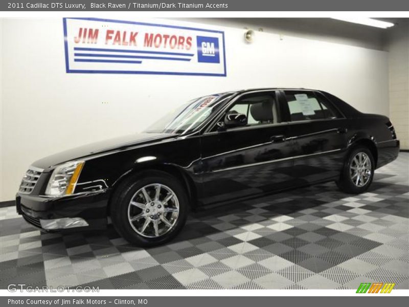 Black Raven / Titanium/Dark Titanium Accents 2011 Cadillac DTS Luxury