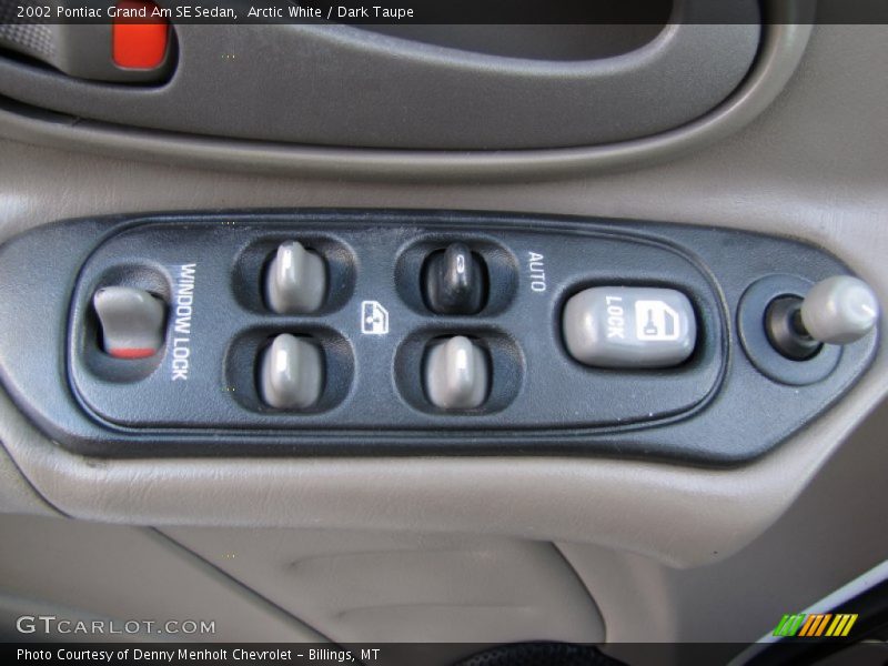 Arctic White / Dark Taupe 2002 Pontiac Grand Am SE Sedan