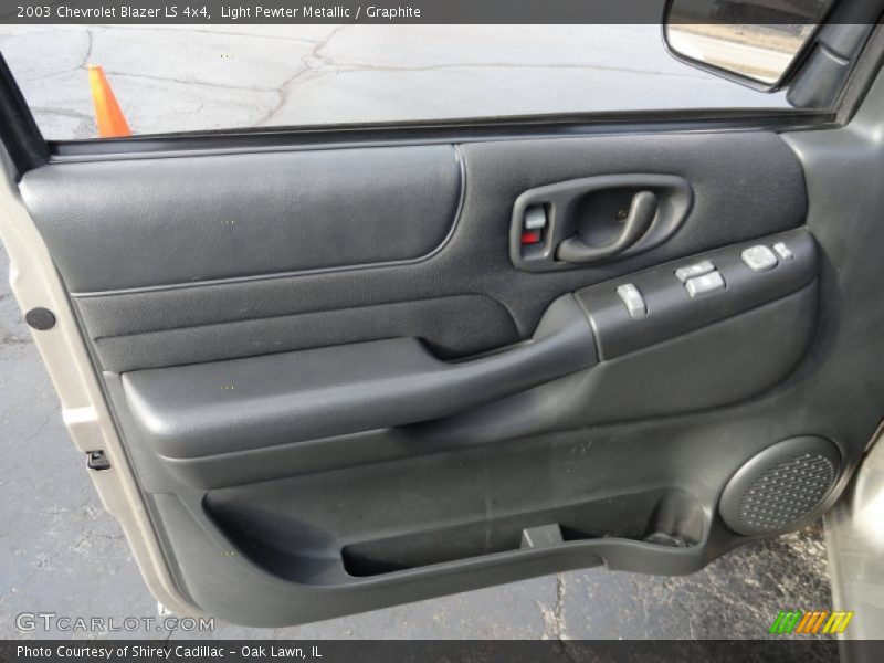 Light Pewter Metallic / Graphite 2003 Chevrolet Blazer LS 4x4