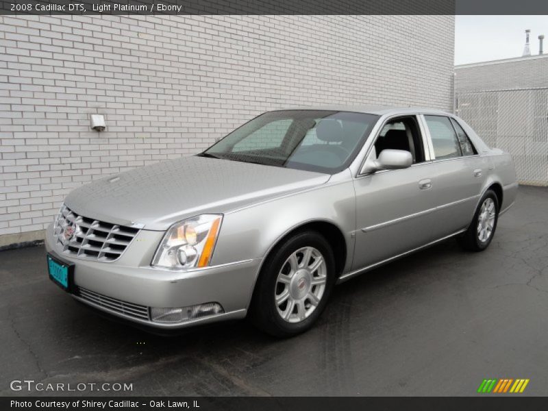 Light Platinum / Ebony 2008 Cadillac DTS