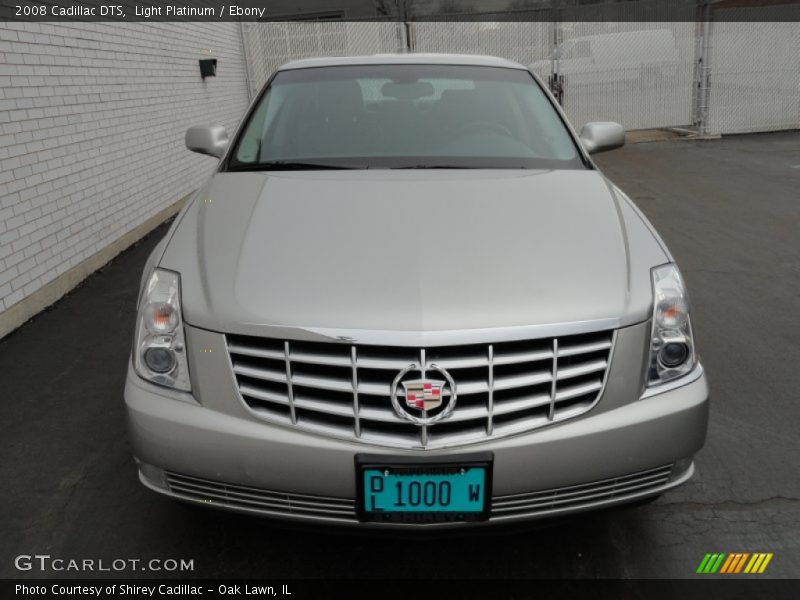 Light Platinum / Ebony 2008 Cadillac DTS