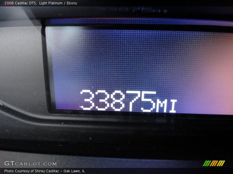 Light Platinum / Ebony 2008 Cadillac DTS