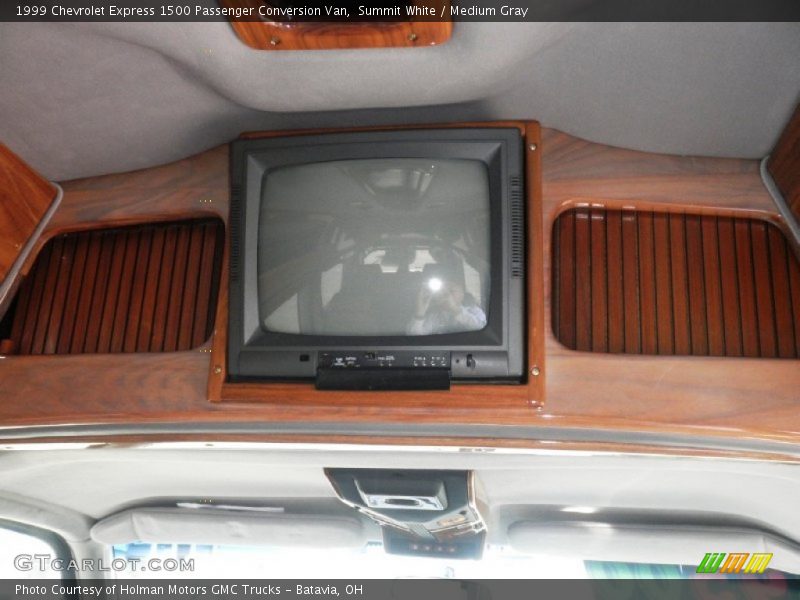 Summit White / Medium Gray 1999 Chevrolet Express 1500 Passenger Conversion Van