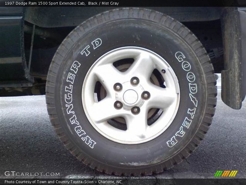 Black / Mist Gray 1997 Dodge Ram 1500 Sport Extended Cab