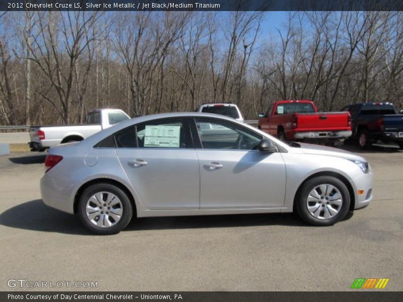 Silver Ice Metallic / Jet Black/Medium Titanium 2012 Chevrolet Cruze LS