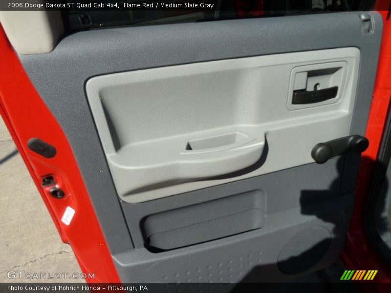 Flame Red / Medium Slate Gray 2006 Dodge Dakota ST Quad Cab 4x4