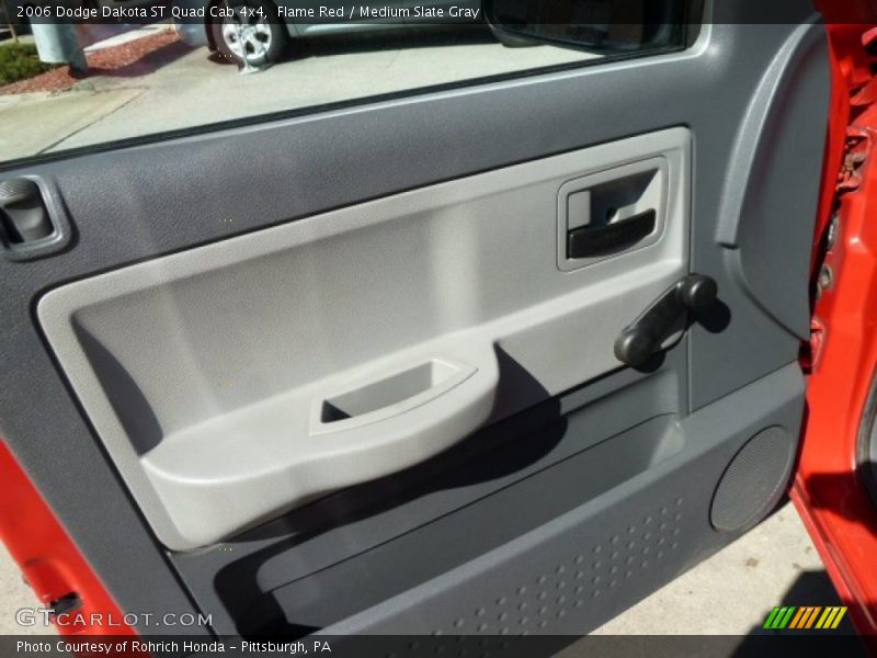 Flame Red / Medium Slate Gray 2006 Dodge Dakota ST Quad Cab 4x4