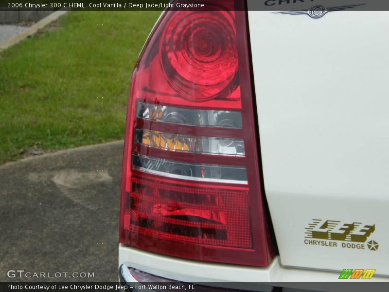 Cool Vanilla / Deep Jade/Light Graystone 2006 Chrysler 300 C HEMI