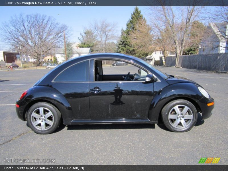Black / Black 2006 Volkswagen New Beetle 2.5 Coupe