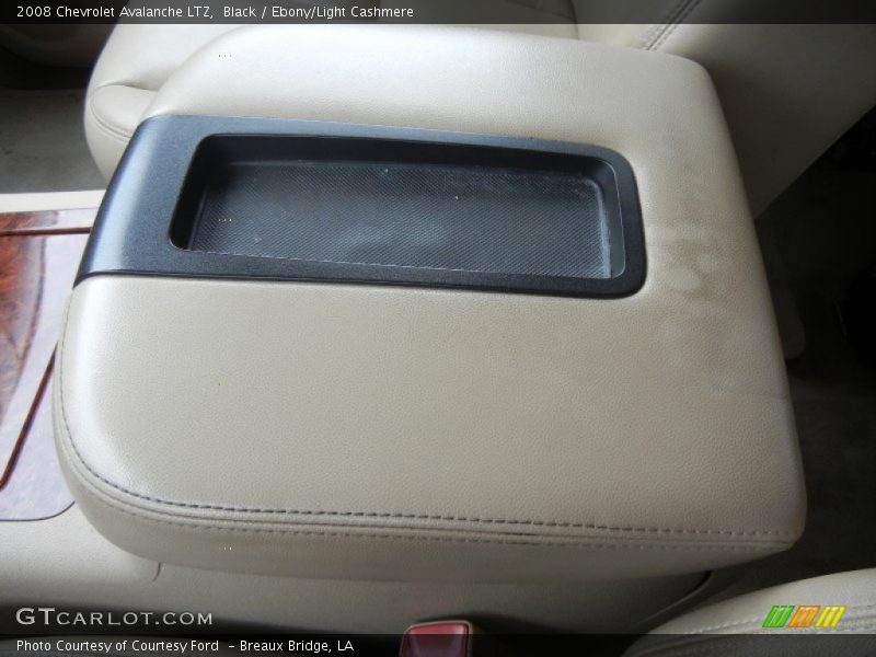 Black / Ebony/Light Cashmere 2008 Chevrolet Avalanche LTZ
