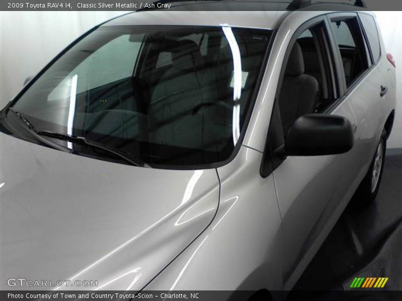 Classic Silver Metallic / Ash Gray 2009 Toyota RAV4 I4